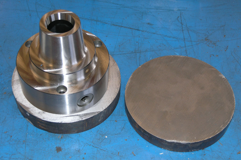 Collet chuck on a cast iron blank